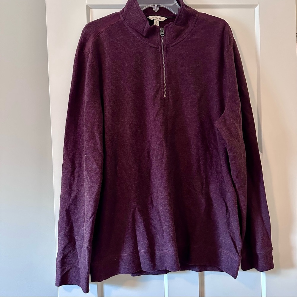 Size large burgundy Calvin Klein quarter zip